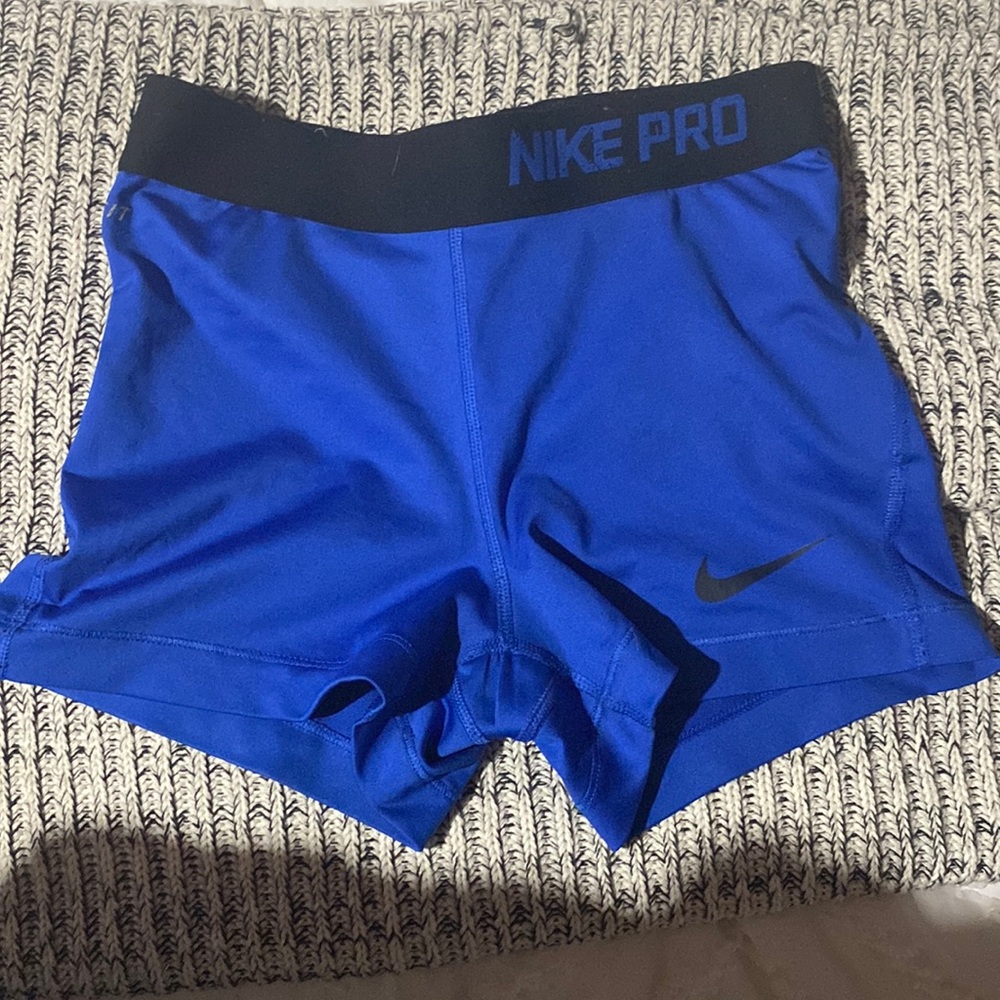 nike- shorts